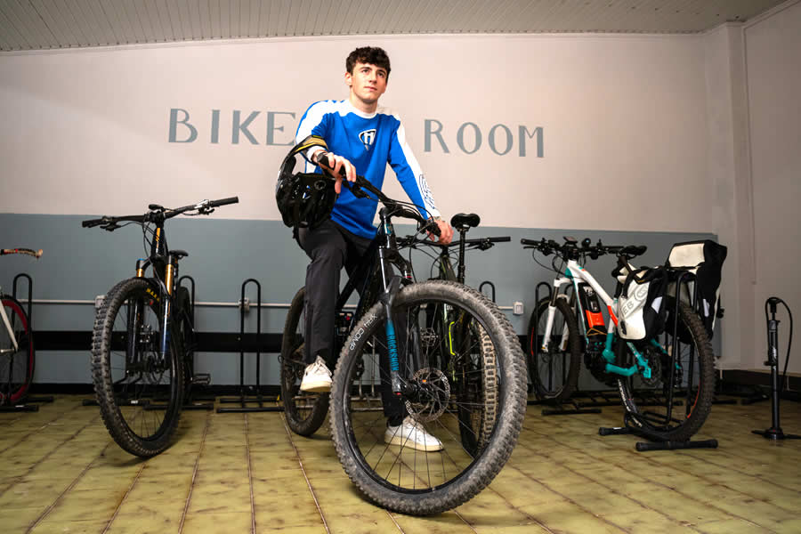 Officina per piccole riparazioni MTB e bici